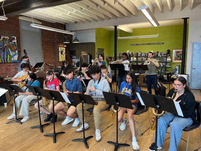 JAZZ HOUSE Kids Youth Classes